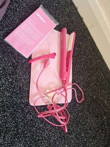 Amika hair straightener - amika,